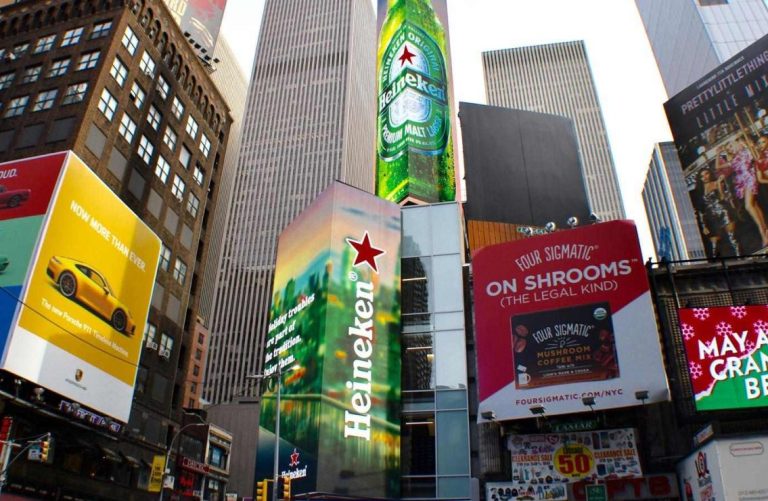 Managing Multiple LED Displays Remotely with Ease