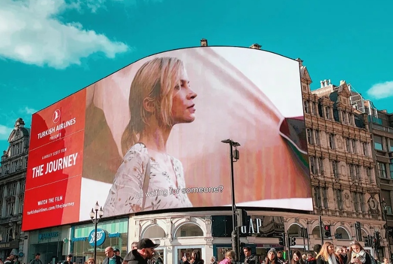 How to balances 7000 Nits with Energy-Saving Technology