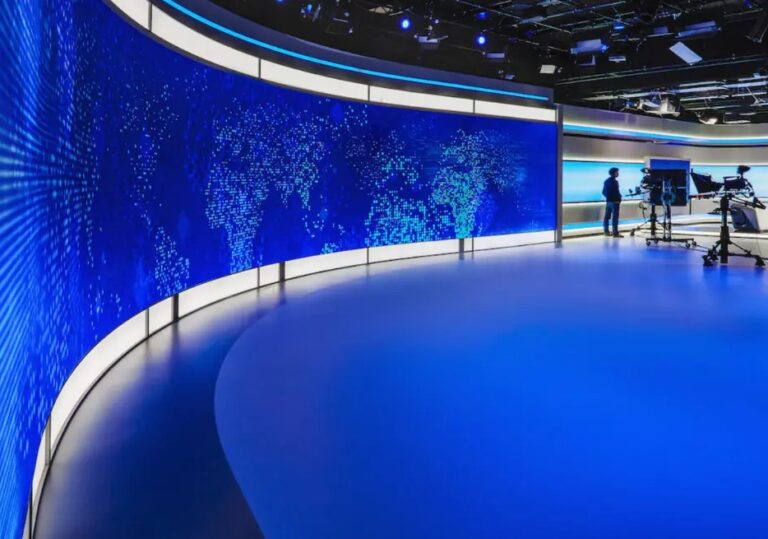 Decoding the Cost Difference Between P1.5, P2.5, and P3 LED Screen