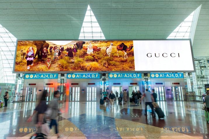 High-impact airport LED displays for immersive DOOH advertising